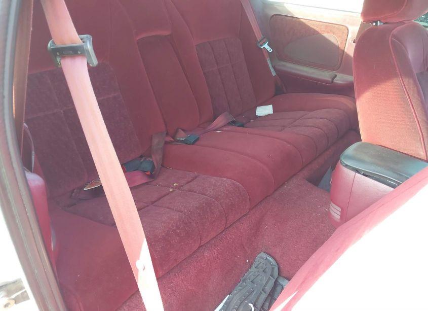 Photo 8 of 1994 Ford Thunderbird LX (VIN 1FALP62W7RH183902)