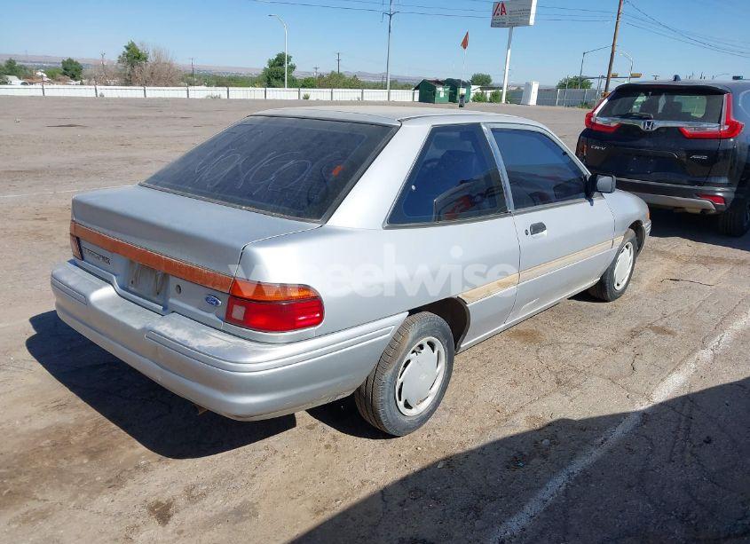 Photo 4 of 1993 Ford Escort LX/SPORT (VIN 1FAPP11J4PW141769)