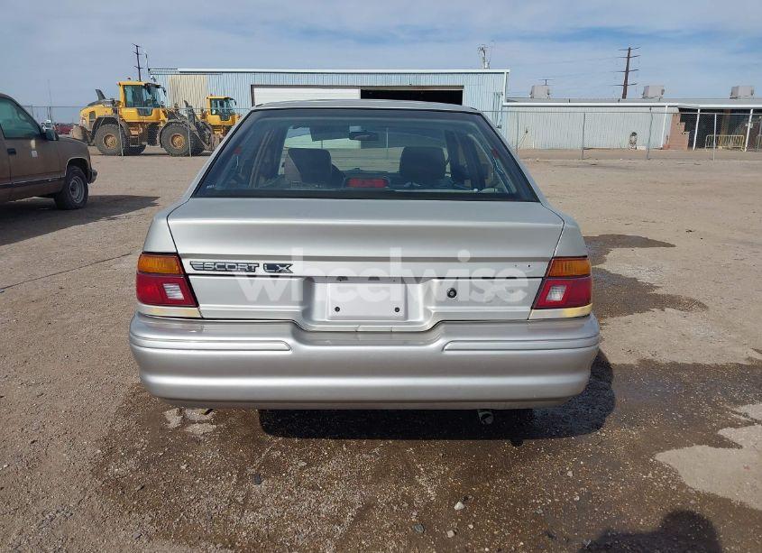 Photo 17 of 1992 Ford Escort LX (VIN 1FAPP14J8NW107360)