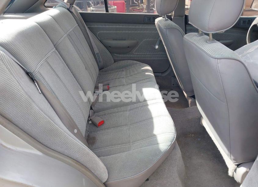 Photo 8 of 1992 Ford Escort LX (VIN 1FAPP14J8NW107360)