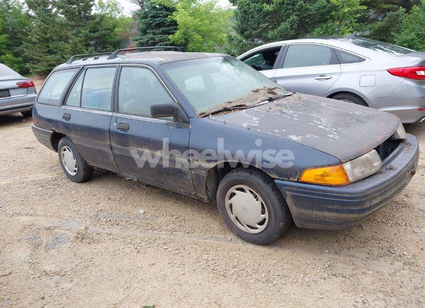 1993 Ford Escort LX (VIN 1FAPP15J3PW315972) main photo