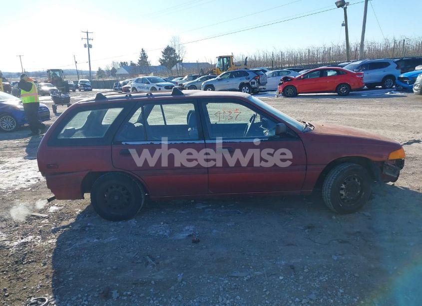 Photo 13 of 1993 Ford Escort LX (VIN 1FAPP15JXPW186337)