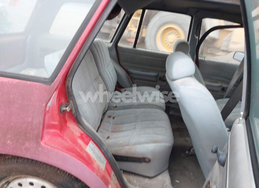 Photo 8 of 1989 Ford Escort LX (VIN 1FAPP9893KT146742)