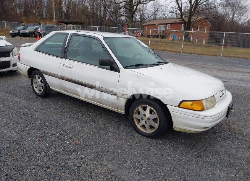 1994 Ford Escort LX/SPORT (VIN 1FARP11J5RW240516) main photo