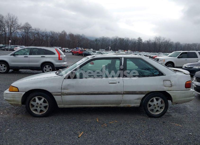 Photo 12 of 1994 Ford Escort LX/SPORT (VIN 1FARP11J5RW240516)