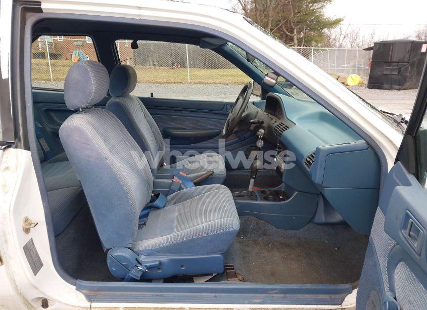 Photo 5 of 1994 Ford Escort LX/SPORT (VIN 1FARP11J5RW240516)