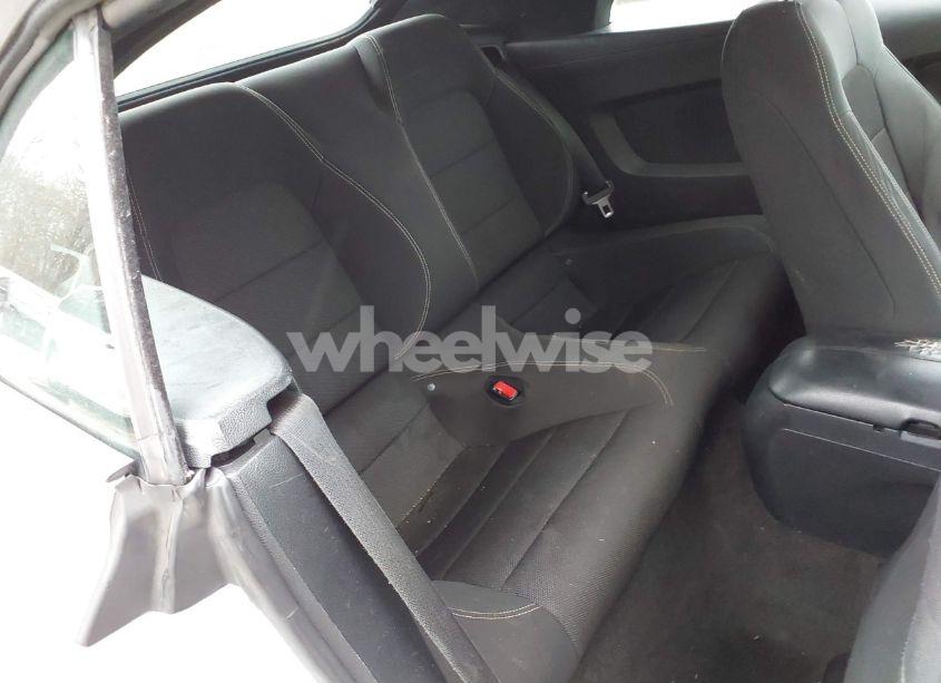 Photo 8 of 2015 Ford Mustang V6 (VIN 1FATP8EM0F5356307)