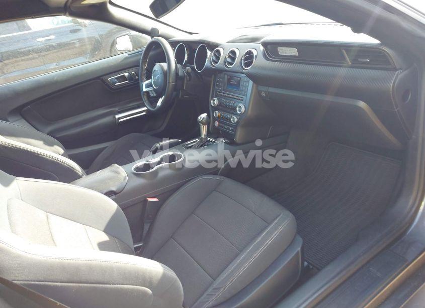 Photo 5 of 2017 Ford Mustang V6 (VIN 1FATP8EM0H5217314)