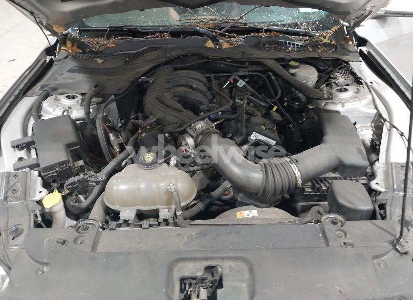 Photo 10 of 2016 Ford Mustang V6 (VIN 1FATP8EM2G5216177)