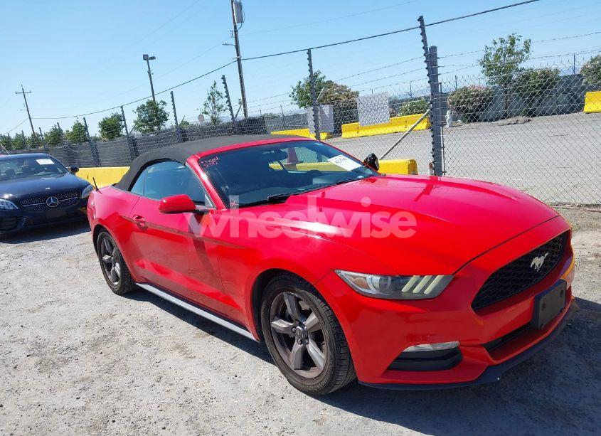2016 Ford Mustang V6 (VIN 1FATP8EM5G5280102) main photo