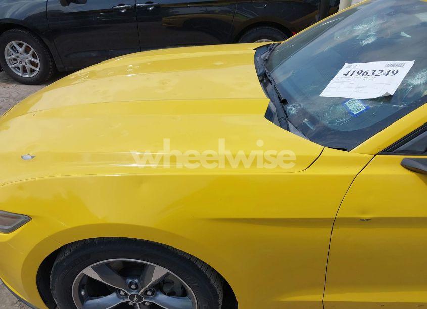 Photo 6 of 2016 Ford Mustang V6 (VIN 1FATP8EM6G5216232)