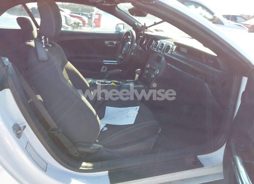 Photo 5 of 2015 Ford Mustang V6 (VIN 1FATP8EM7F5372293)