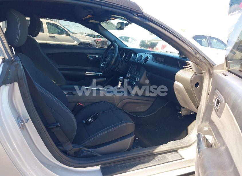 Photo 5 of 2015 Ford Mustang V6 (VIN 1FATP8EM7F5382841)