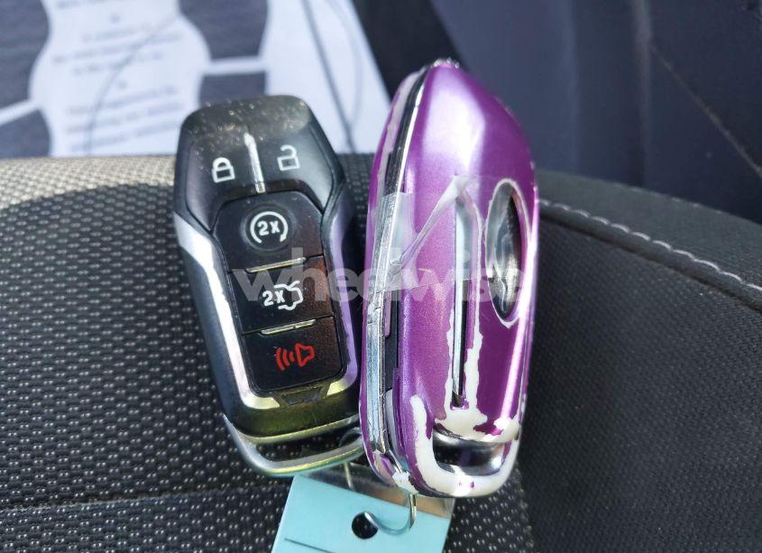 Photo 11 of 2017 Ford Mustang V6 (VIN 1FATP8EM7H5339572)