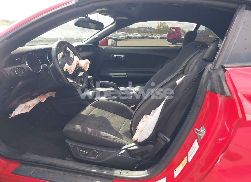 Photo 5 of 2016 Ford Mustang V6 (VIN 1FATP8EM8G5307728)