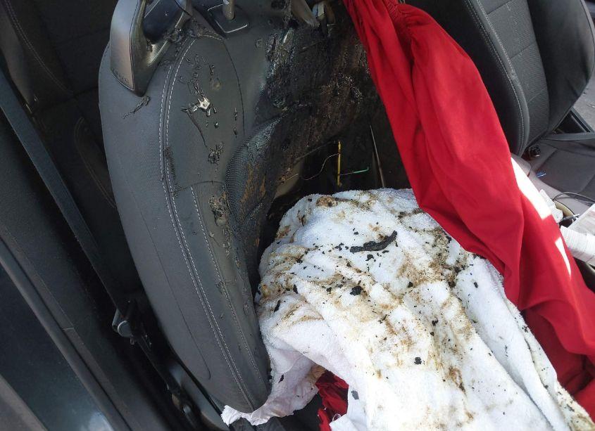 Photo 6 of 2016 Ford Mustang V6 (VIN 1FATP8EM8G5318390)