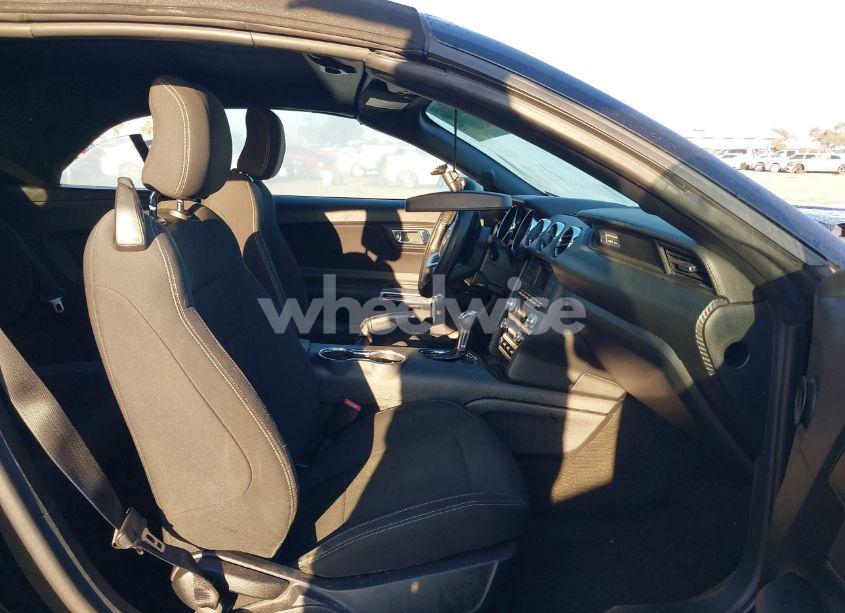 Photo 5 of 2015 Ford Mustang V6 (VIN 1FATP8EM9F5372571)