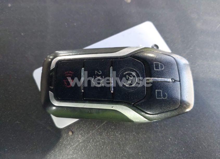 Photo 11 of 2015 Ford Mustang V6 (VIN 1FATP8EMXF5359697)