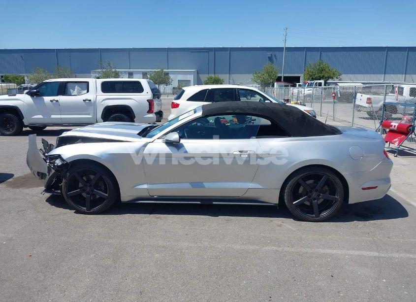 Photo 13 of 2015 Ford Mustang V6 (VIN 1FATP8EMXF5418893)