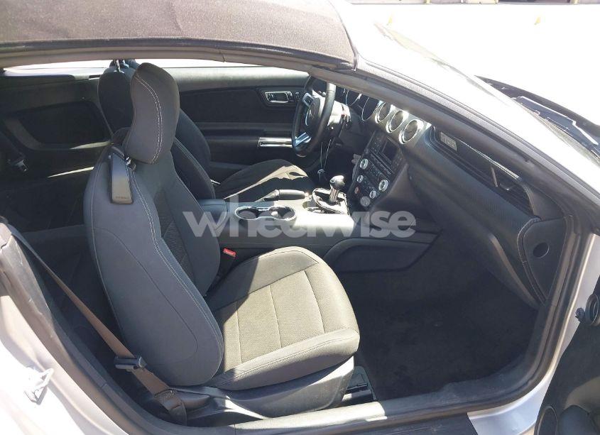 Photo 5 of 2015 Ford Mustang V6 (VIN 1FATP8EMXF5418893)