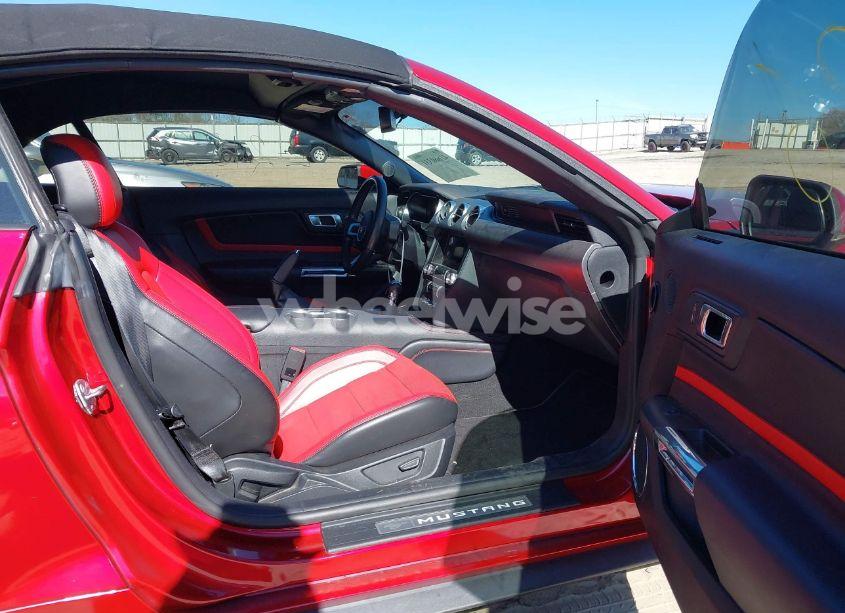 Photo 5 of 2020 Ford Mustang GT PREMIUM (VIN 1FATP8FF0L5127492)