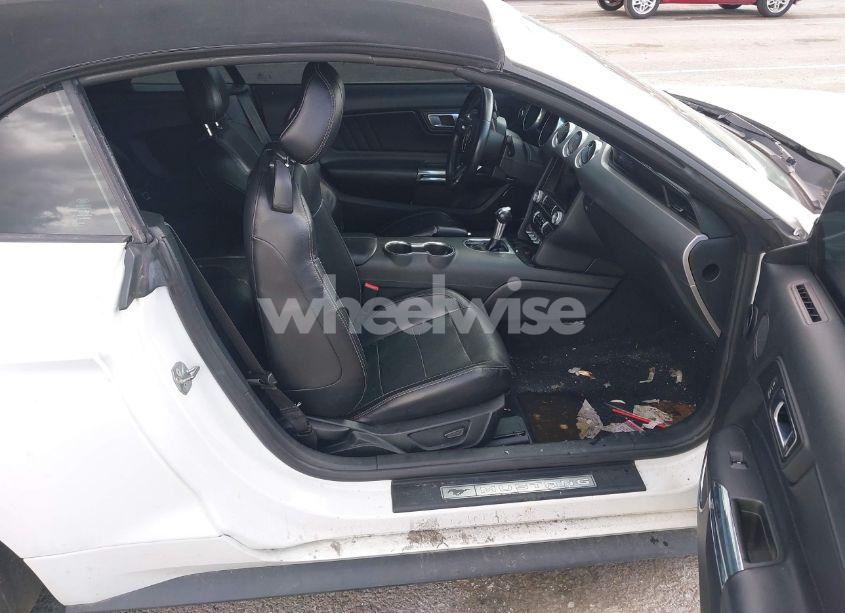 Photo 5 of 2020 Ford Mustang GT PREMIUM (VIN 1FATP8FF3L5136512)