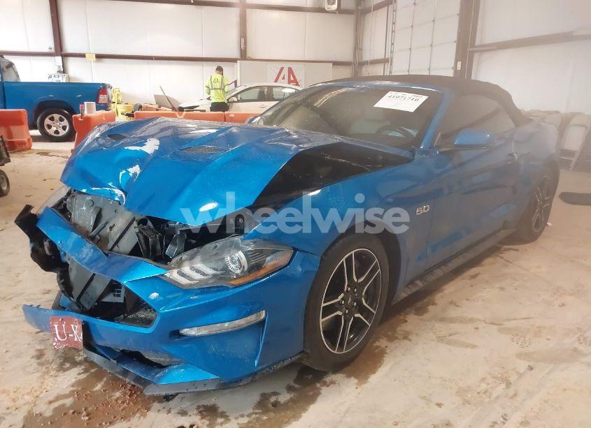Photo 2 of 2020 Ford Mustang GT PREMIUM (VIN 1FATP8FF4L5113062)
