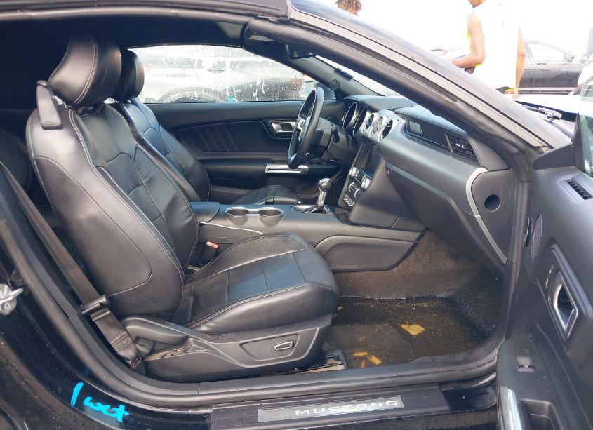 Photo 5 of 2019 Ford Mustang GT PREMIUM (VIN 1FATP8FF6K5109173)