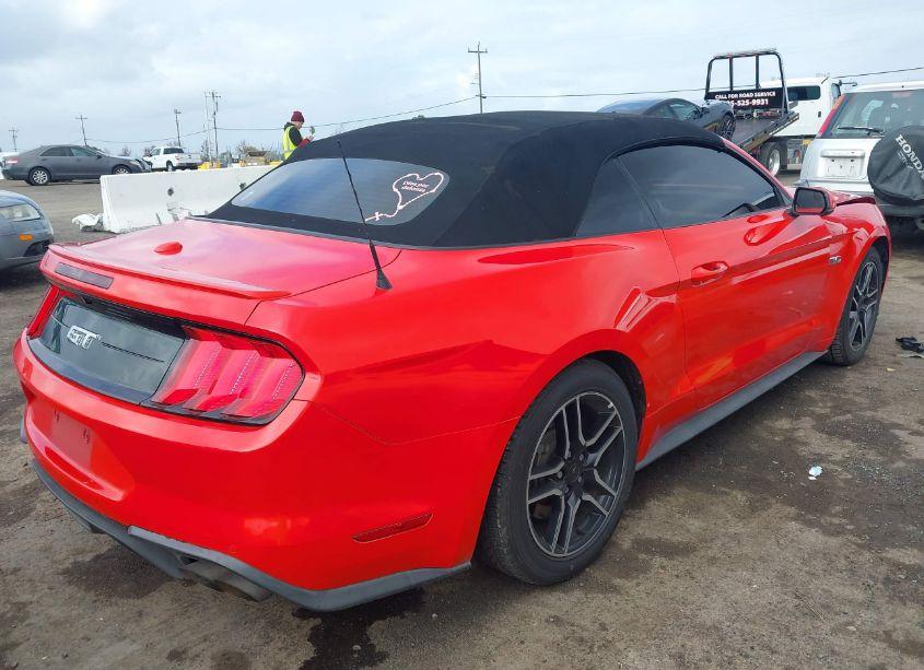 Photo 4 of 2018 Ford Mustang GT PREMIUM (VIN 1FATP8FF9J5118223)