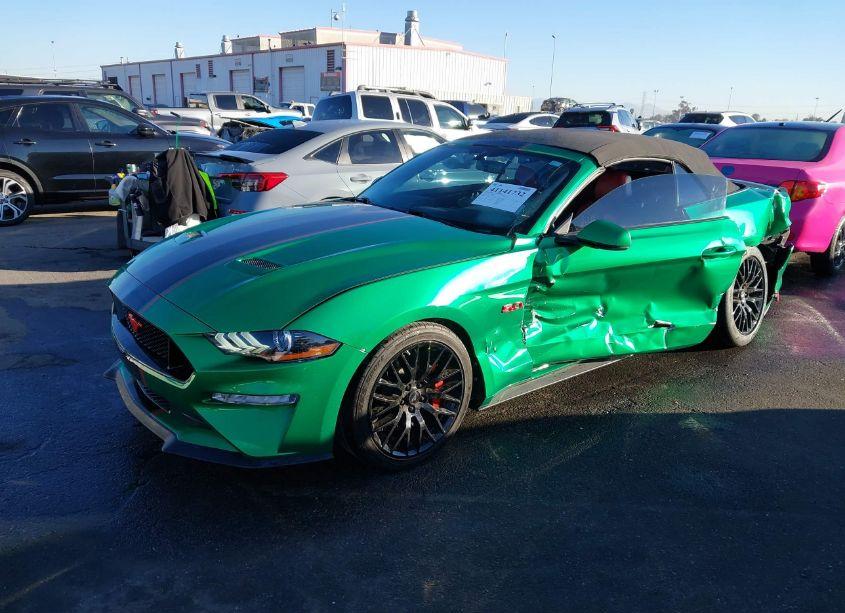 Photo 2 of 2018 Ford Mustang GT PREMIUM (VIN 1FATP8FFXJ5130025)