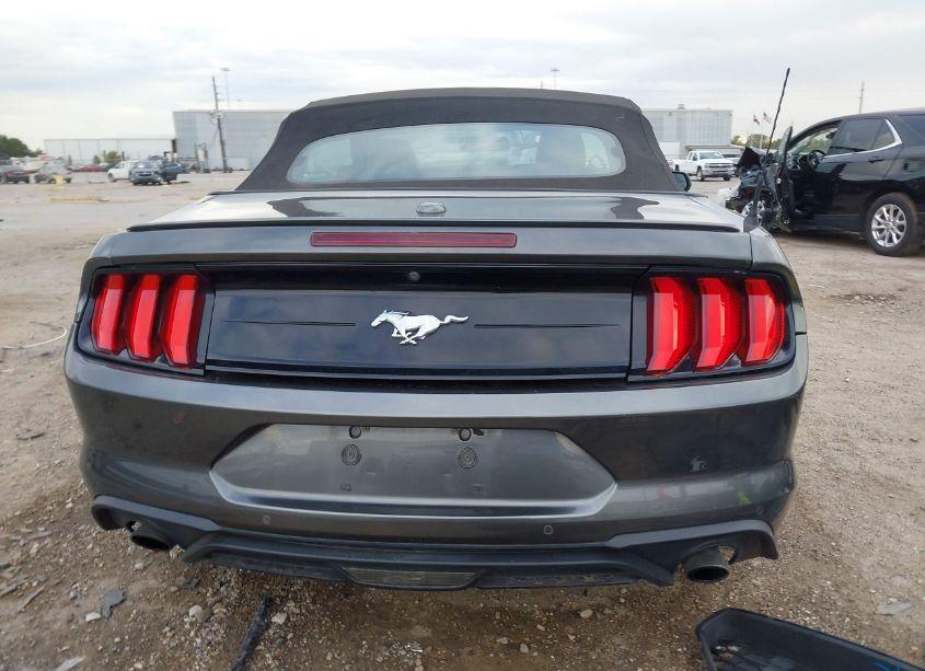 Photo 17 of 2018 Ford Mustang ECOBOOST PREMIUM (VIN 1FATP8UH0J5111732)
