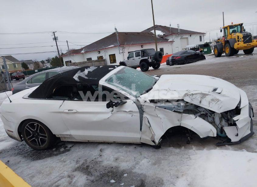 Photo 13 of 2018 Ford Mustang ECOBOOST PREMIUM (VIN 1FATP8UH0J5125100)