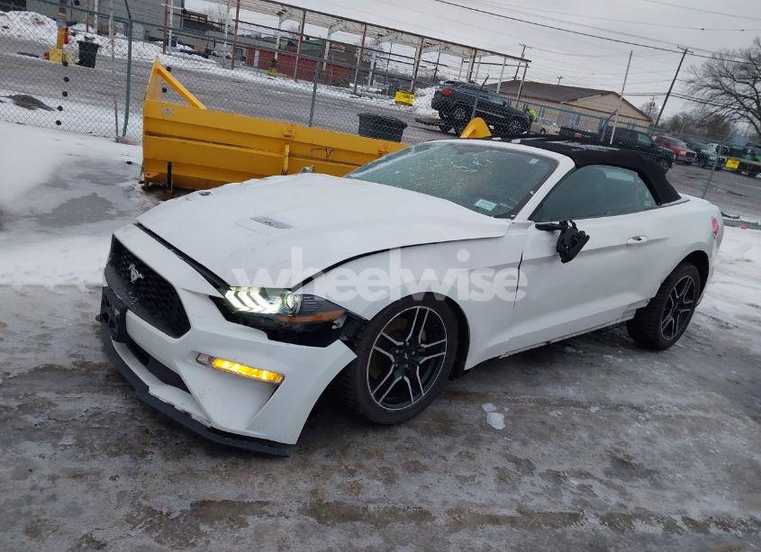 Photo 2 of 2018 Ford Mustang ECOBOOST PREMIUM (VIN 1FATP8UH0J5125100)