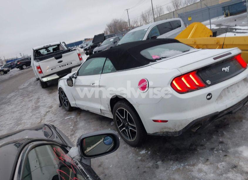 Photo 3 of 2018 Ford Mustang ECOBOOST PREMIUM (VIN 1FATP8UH0J5125100)