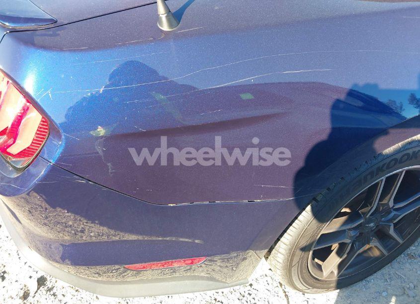 Photo 18 of 2018 Ford Mustang ECOBOOST PREMIUM (VIN 1FATP8UH0J5136369)