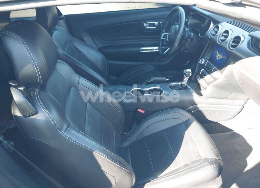 Photo 5 of 2018 Ford Mustang ECOBOOST PREMIUM (VIN 1FATP8UH0J5136369)