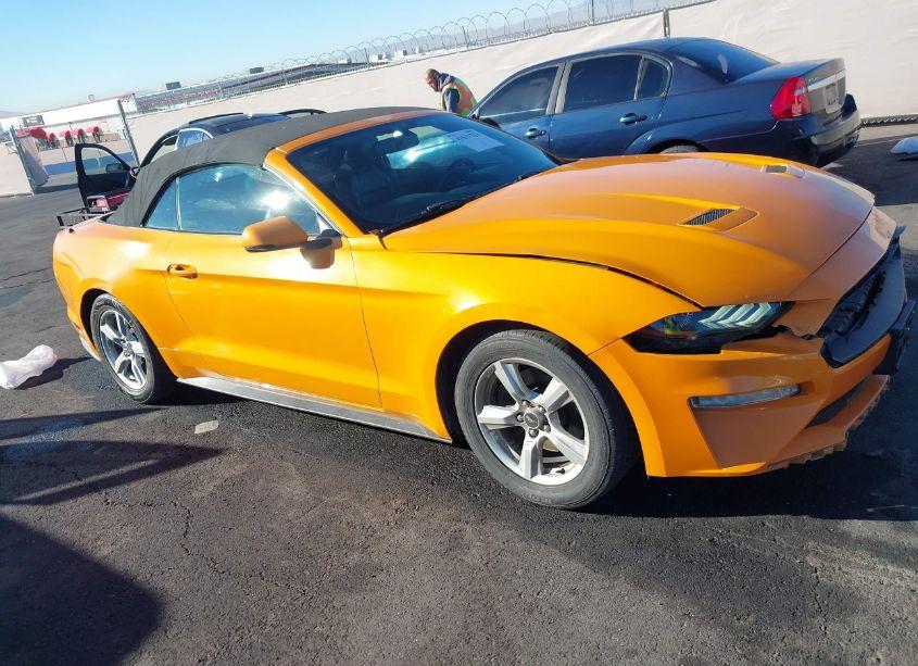 Photo 18 of 2019 Ford Mustang ECOBOOST PREMIUM (VIN 1FATP8UH0K5112784)