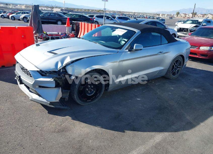 Photo 2 of 2019 Ford Mustang ECOBOOST PREMIUM (VIN 1FATP8UH0K5148555)