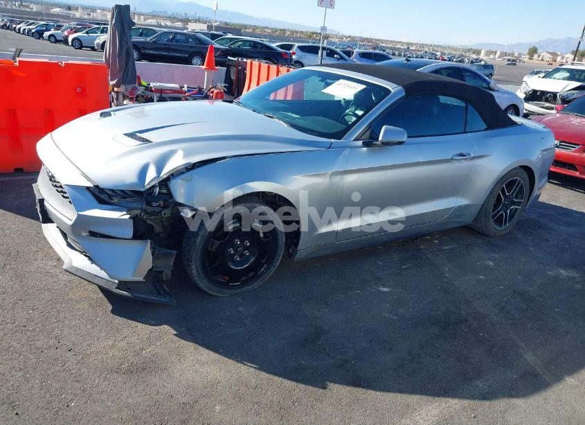 Photo 6 of 2019 Ford Mustang ECOBOOST PREMIUM (VIN 1FATP8UH0K5148555)