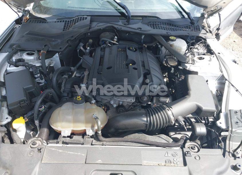 Photo 10 of 2019 Ford Mustang ECOBOOST PREMIUM (VIN 1FATP8UH0K5170023)