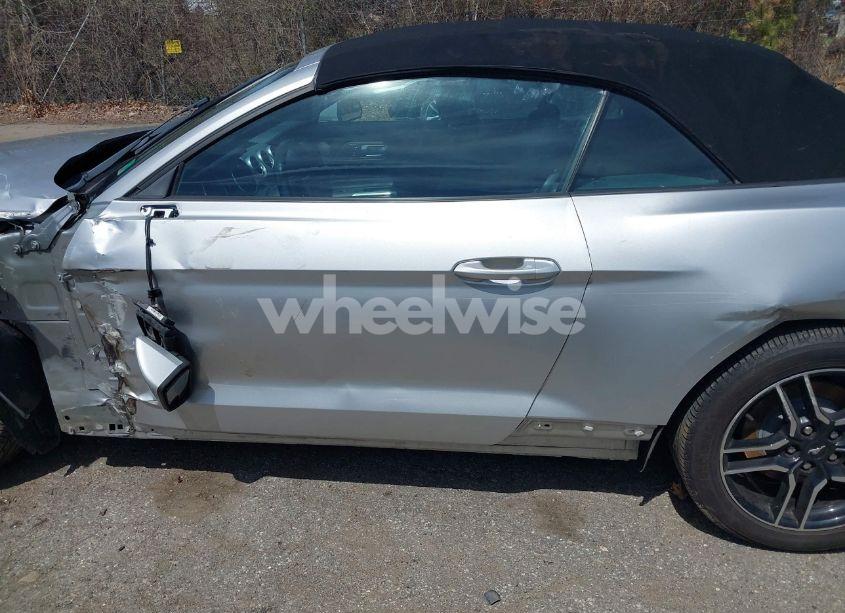 Photo 14 of 2019 Ford Mustang ECOBOOST PREMIUM (VIN 1FATP8UH0K5170023)