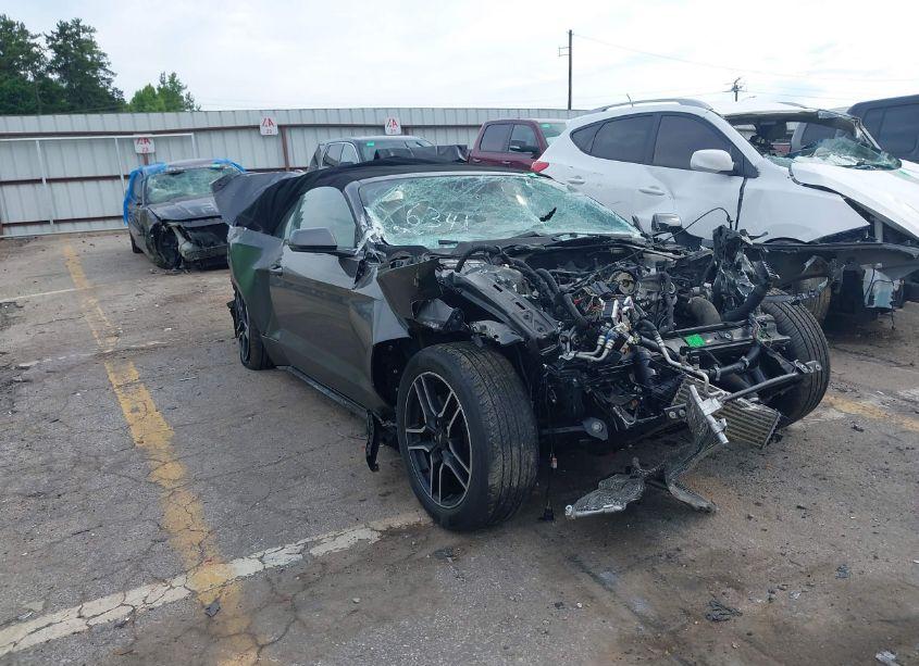 2020 Ford Mustang ECOBOOST PREMIUM (VIN 1FATP8UH0L5106341) main photo