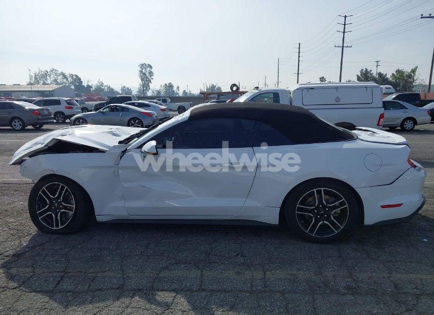 Photo 18 of 2020 Ford Mustang ECOBOOST PREMIUM (VIN 1FATP8UH0L5134222)