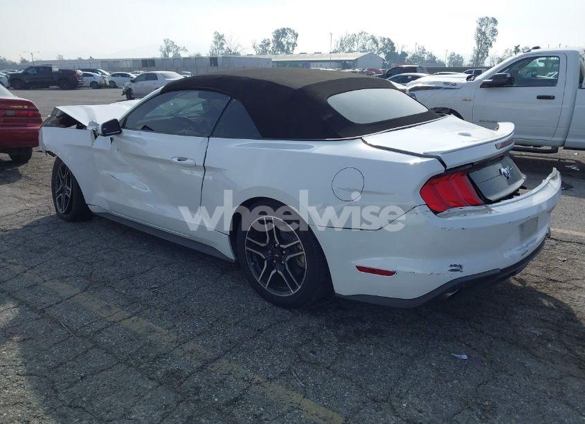 Photo 3 of 2020 Ford Mustang ECOBOOST PREMIUM (VIN 1FATP8UH0L5134222)