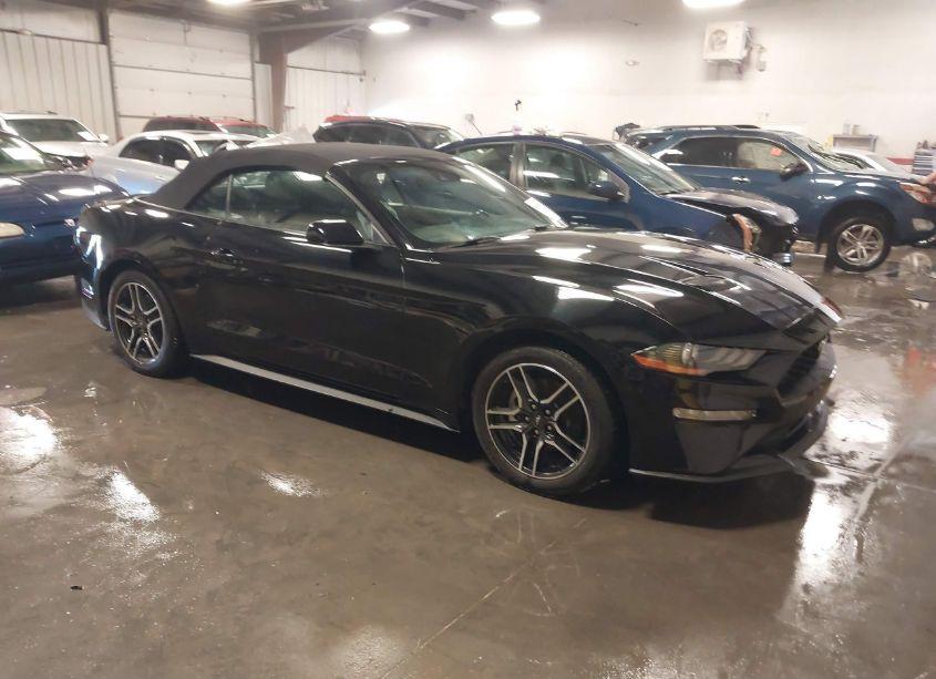 2022 Ford Mustang ECOBOOST PREMIUM (VIN 1FATP8UH0N5104012) main photo