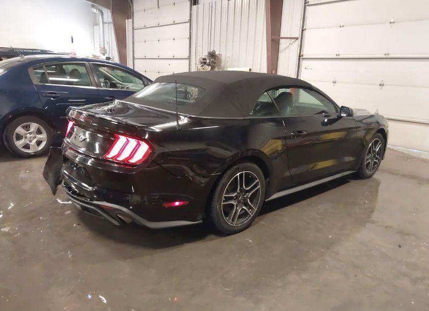 Photo 4 of 2022 Ford Mustang ECOBOOST PREMIUM (VIN 1FATP8UH0N5104012)