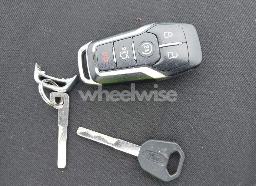 Photo 11 of 2016 Ford Mustang ECOBOOST PREMIUM (VIN 1FATP8UH1G5280893)