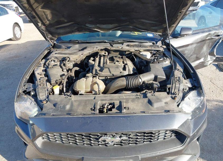 Photo 10 of 2018 Ford Mustang ECOBOOST PREMIUM (VIN 1FATP8UH1J5138759)