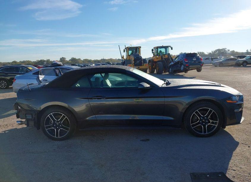 Photo 14 of 2018 Ford Mustang ECOBOOST PREMIUM (VIN 1FATP8UH1J5138759)