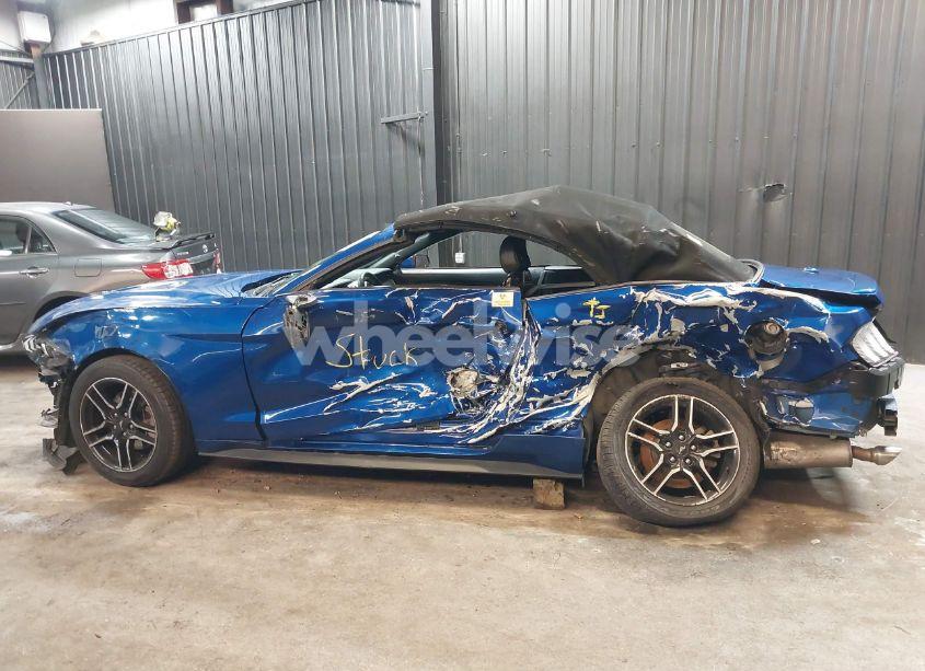 Photo 14 of 2018 Ford Mustang ECOBOOST PREMIUM (VIN 1FATP8UH1J5145243)